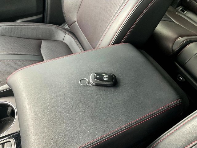 Used 2025 Honda Pilot Black Edition image 34