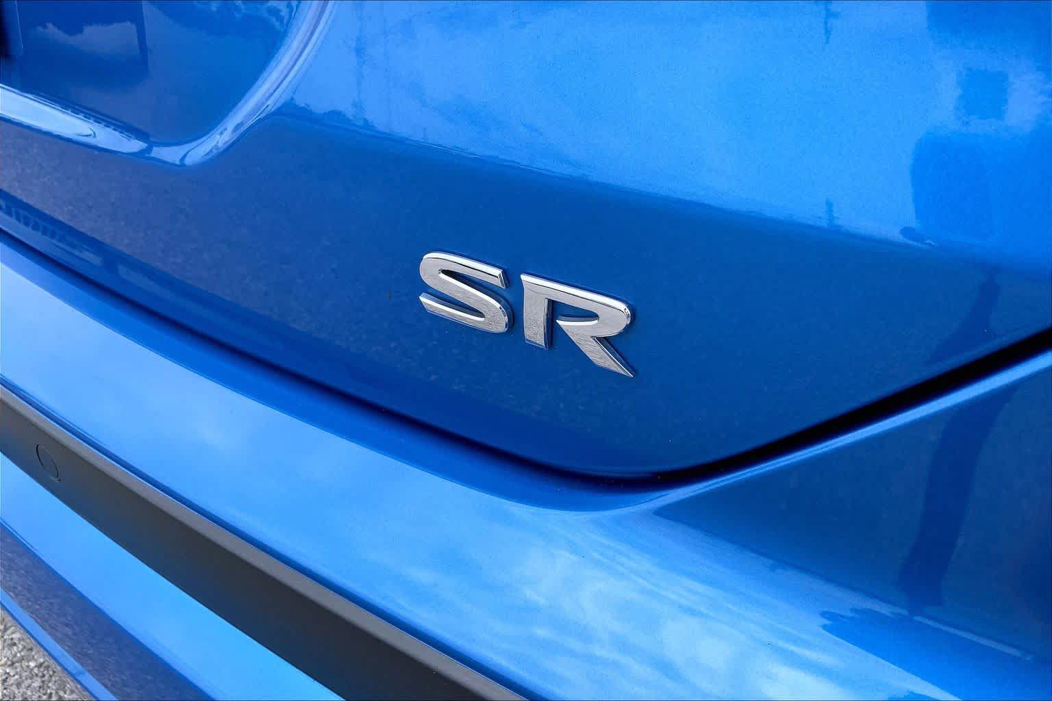 Used 2022 Nissan Kicks SR w/ Premium Package FWD image 10
