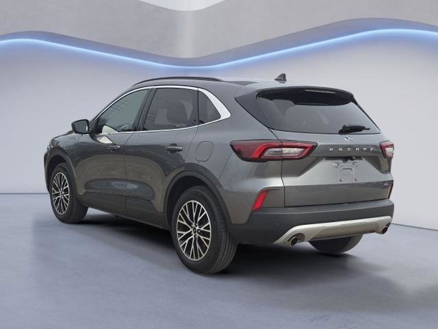 Certified 2025 Ford Escape SE w/ PHEV Premium Package FWD image 4