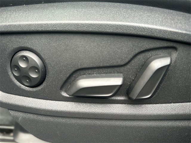 Used 2023 Audi Q5 2.0T Premium w/ Convenience Package image 13