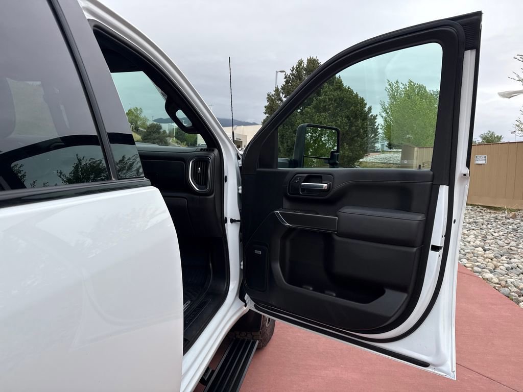 Used 2023 GMC Sierra 3500 AT4 w/ AT4 Premium Plus Package AWD/4WD image 26