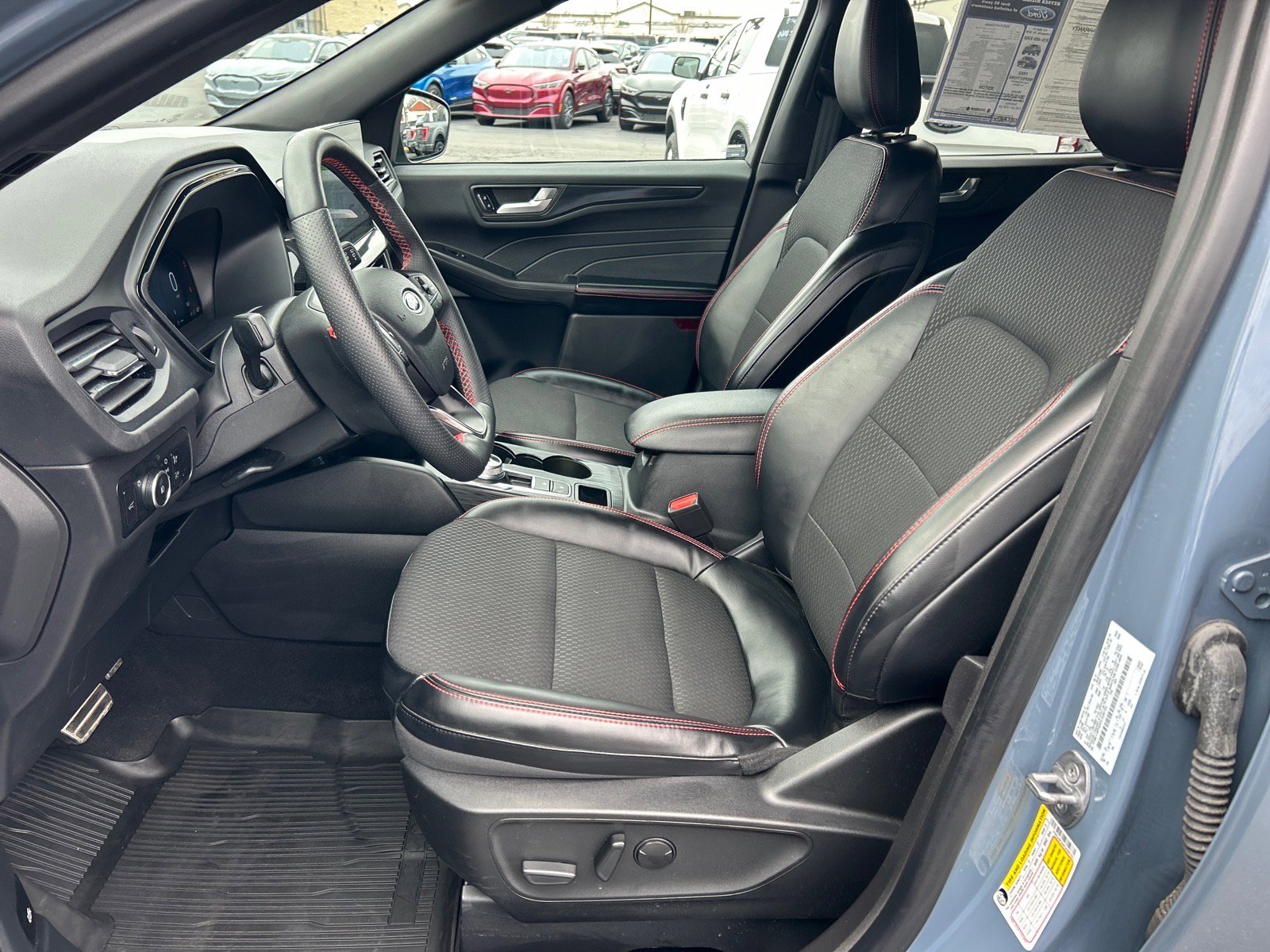 Certified 2023 Ford Escape ST-Line Elite image 6