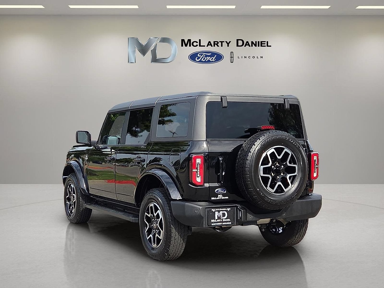Certified 2024 Ford Bronco Outer Banks AWD/4WD image 4