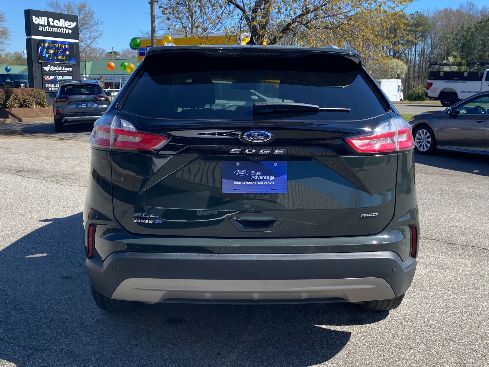 Certified 2024 Ford Edge SEL w/ Convenience Package AWD/4WD image 5