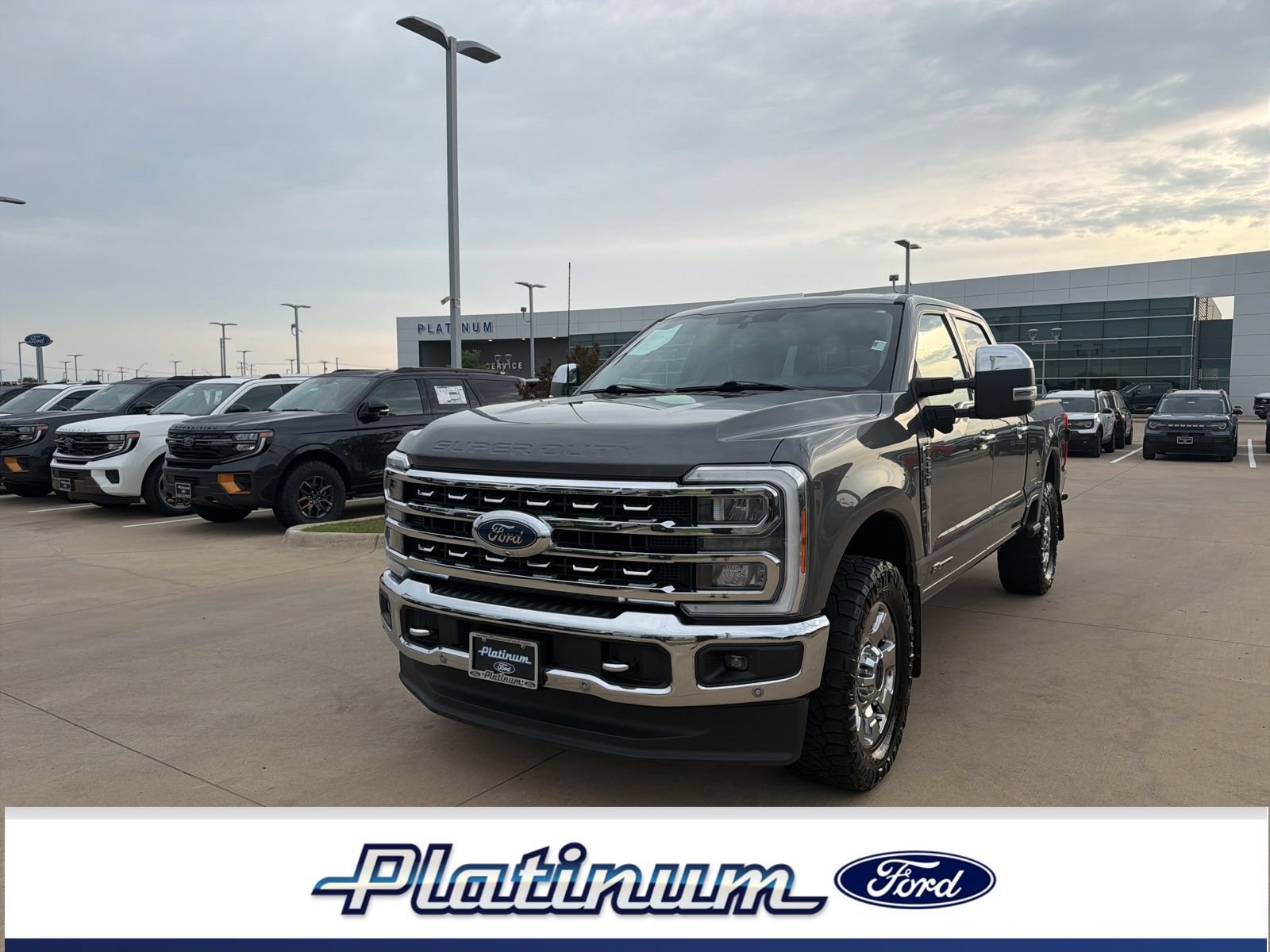 Certified 2023 Ford F250 Lariat w/ Lariat Ultimate Package AWD/4WD image 1