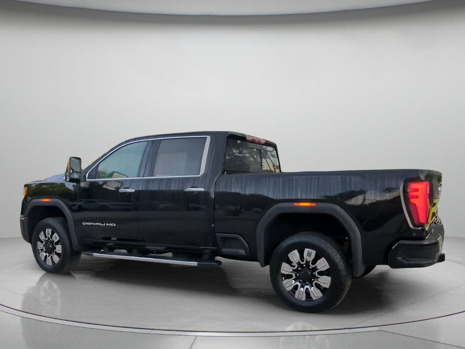 Used 2024 GMC Sierra 2500 Denali w/ Denali Reserve Package AWD/4WD image 19