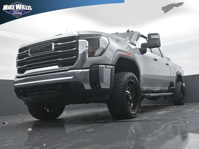 Used 2025 GMC Sierra 2500 SLE w/ SLE Value Package; AWD/4WD image 19