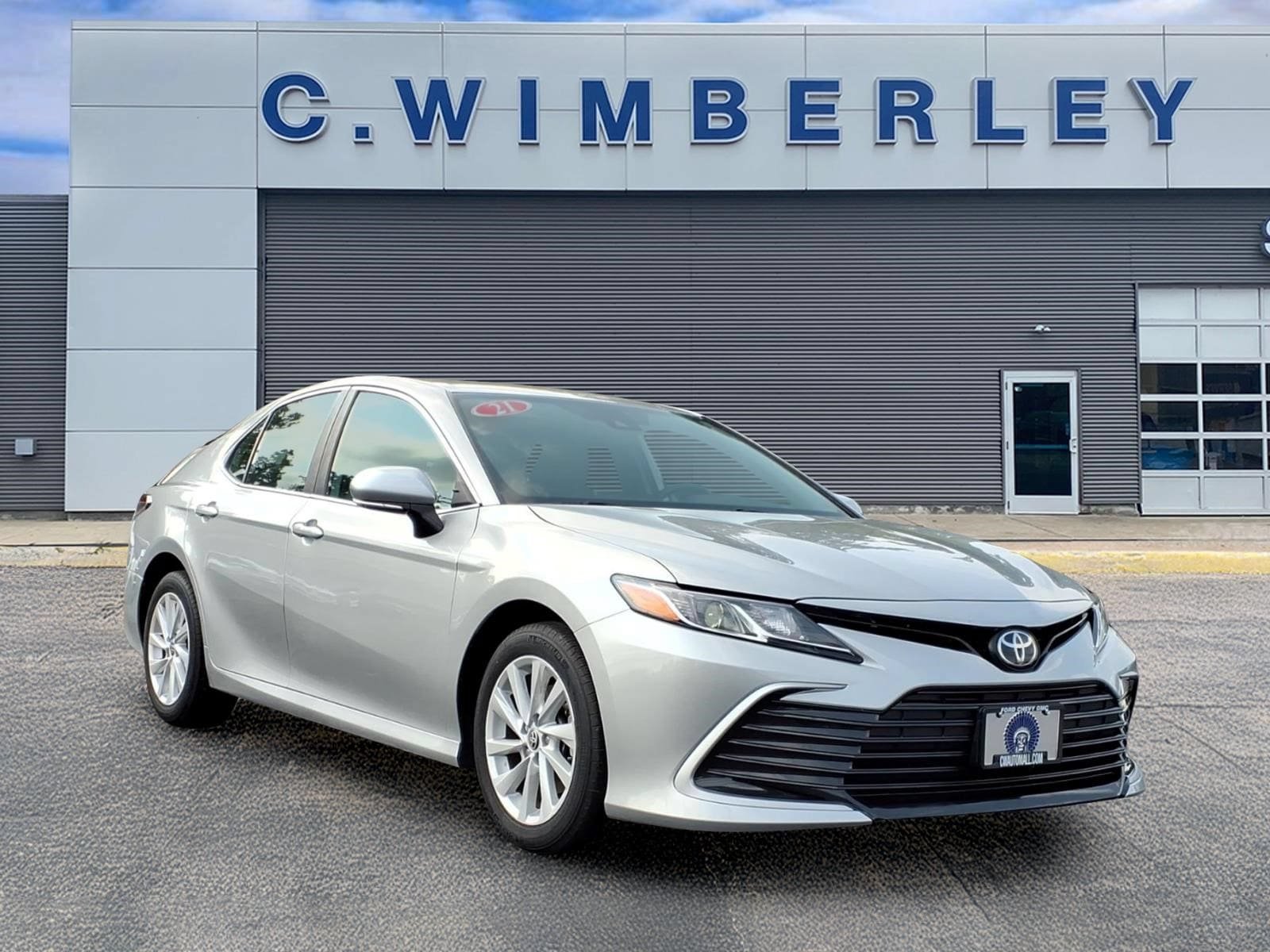 Used 2021 Toyota Camry LE w/ Convenience Package AWD/4WD image 1