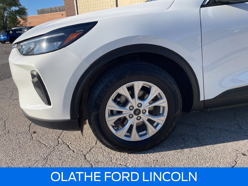 Certified 2023 Ford Escape Active w/ Tech Pack #2 AWD/4WD image 13