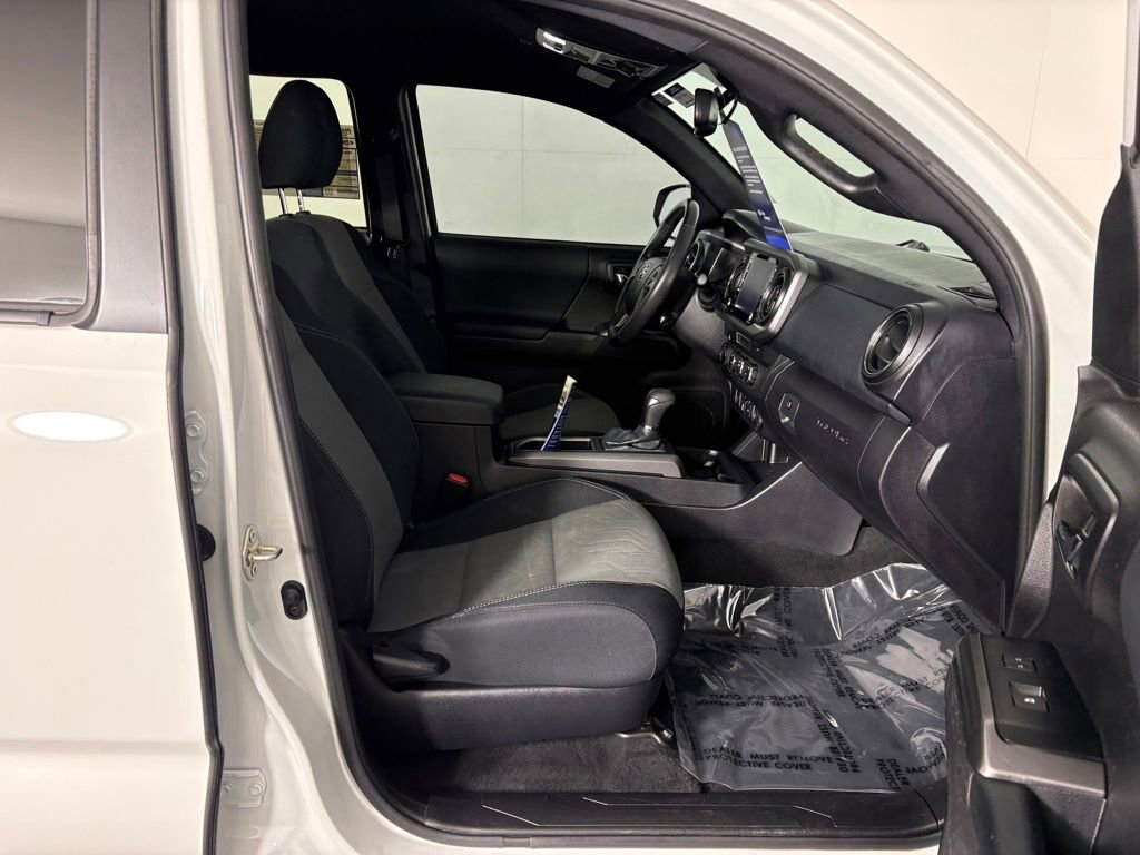 Used 2021 Toyota Tacoma TRD Off-Road image 34