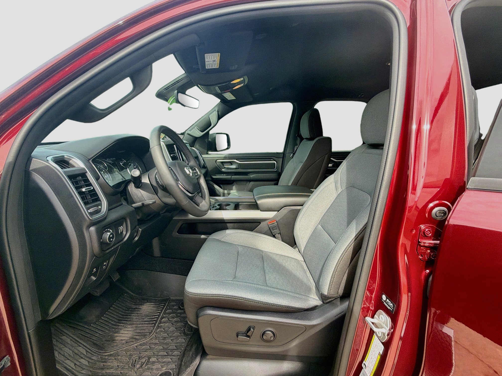 Used 2025 RAM 1500 Big Horn RWD image 21