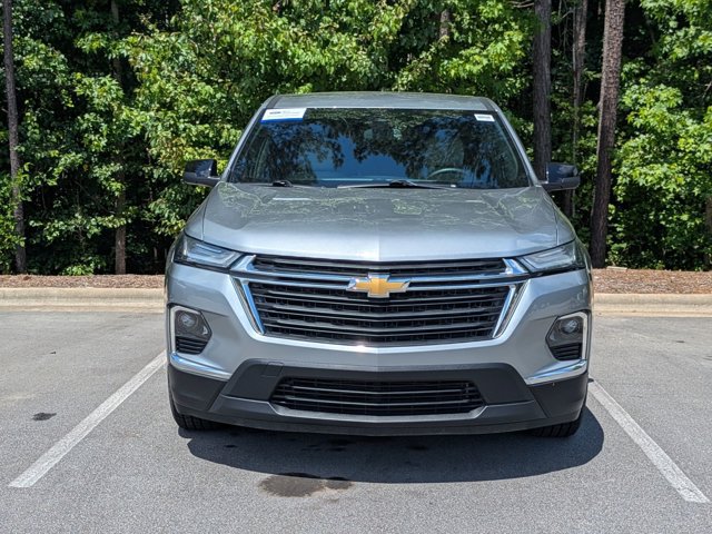 Used 2023 Chevrolet Traverse LS FWD image 7