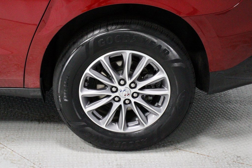 Used 2024 Buick Enclave Premium image 20