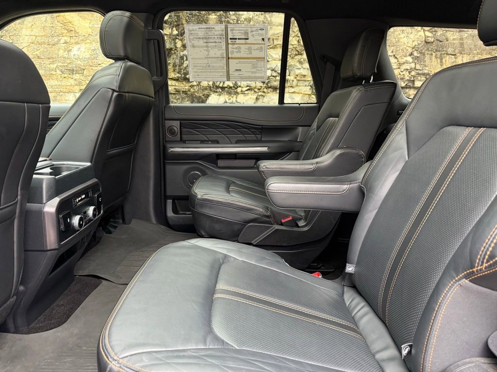 Certified 2022 Ford Expedition Max Platinum image 14