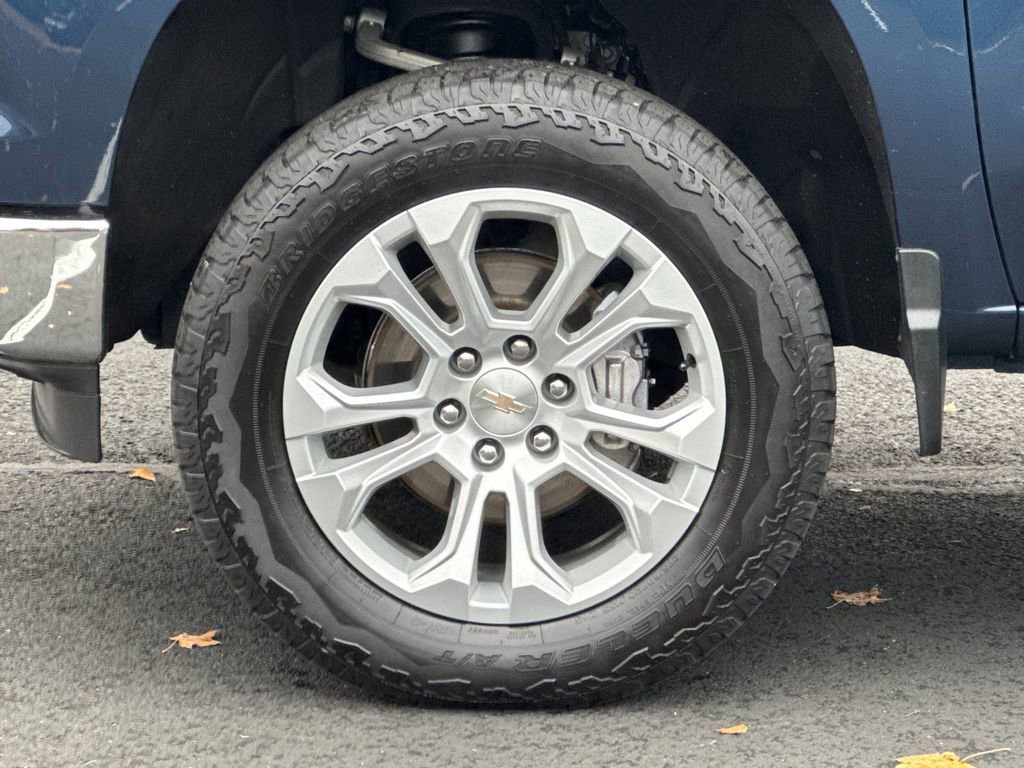 Used 2022 Chevrolet Silverado 1500 LTZ w/ Technology Package image 23