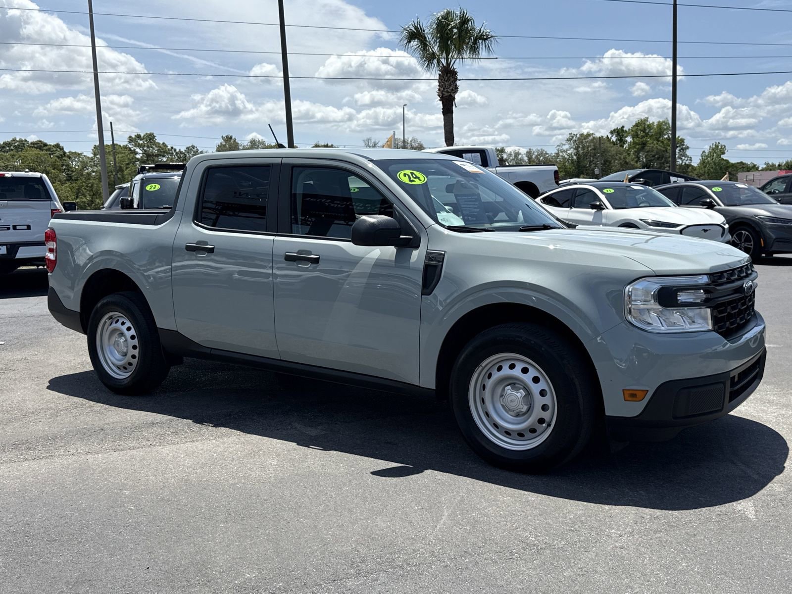 Certified 2024 Ford Maverick XL FWD image 2