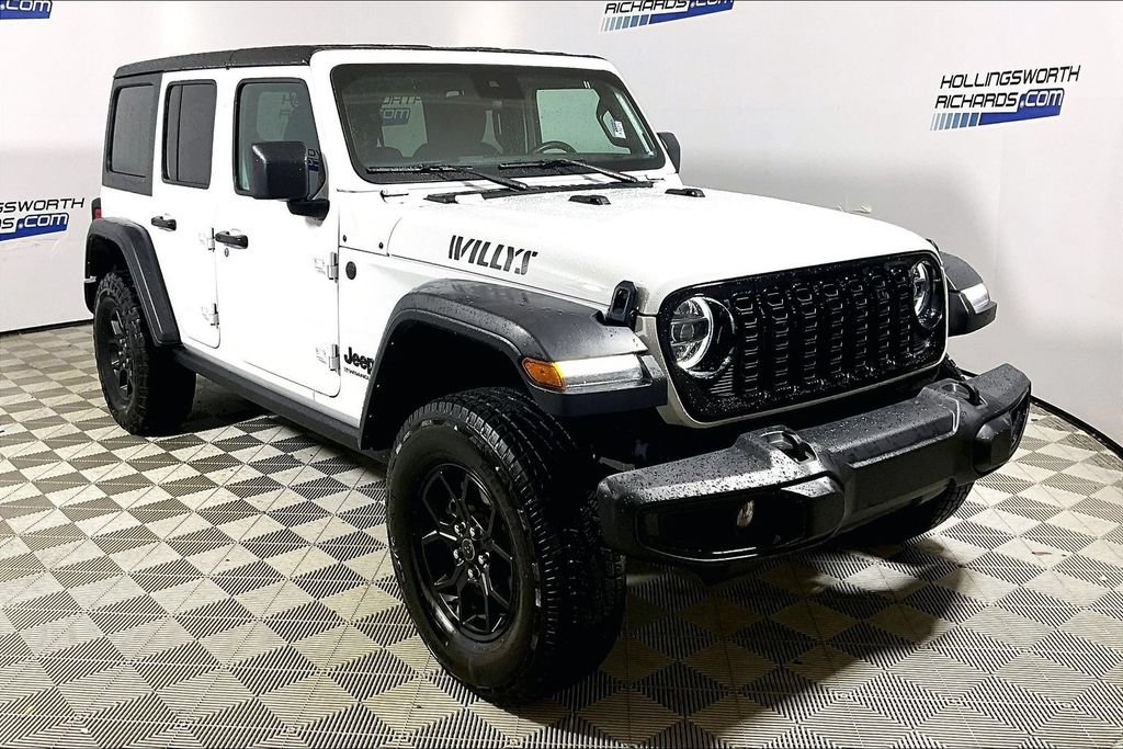Used 2025 Jeep Wrangler Unlimited Sport AWD/4WD image 3