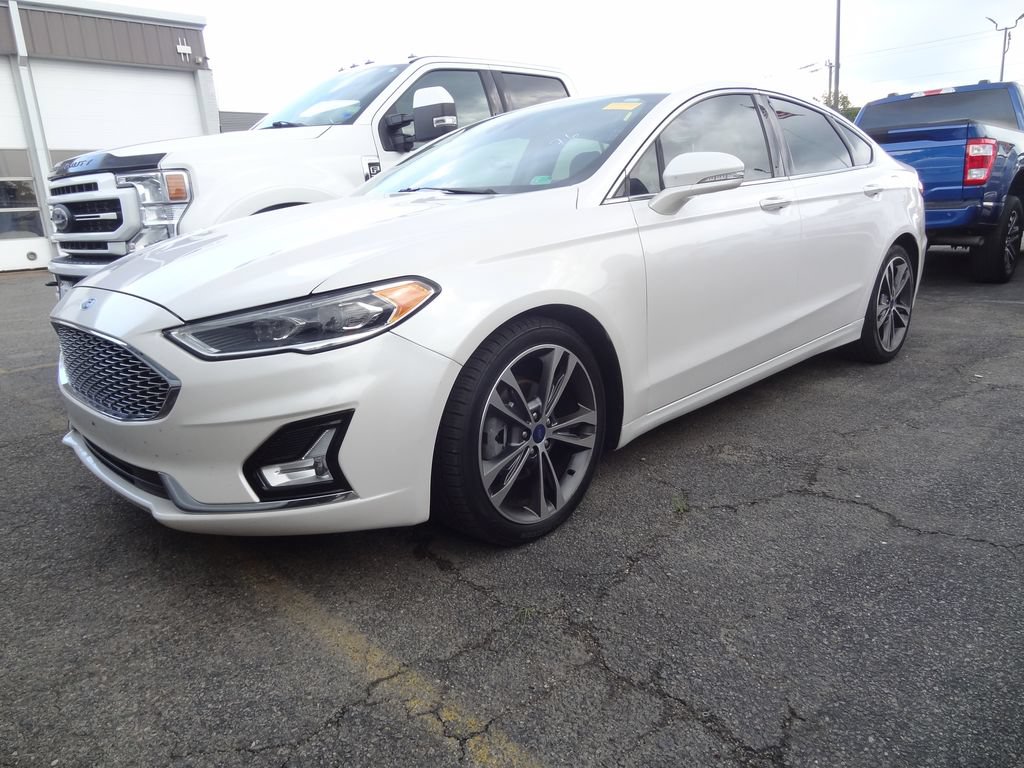 Certified 2020 Ford Fusion Titanium FWD image 2