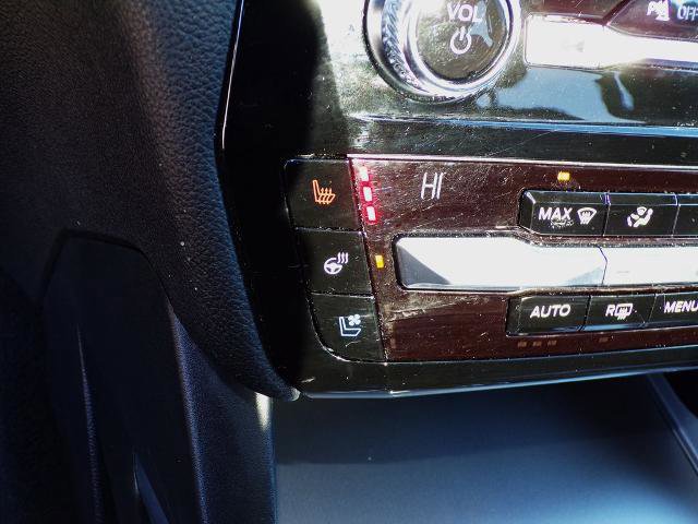 Certified 2021 Ford Explorer Limited w/ Equipment Group 301A image 20