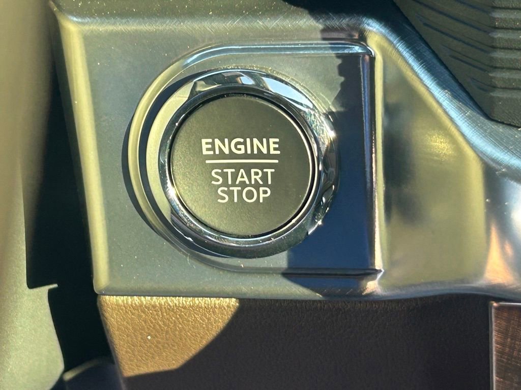 Certified 2025 Ford F150 King Ranch w/ FX4 Off-Road Package image 46