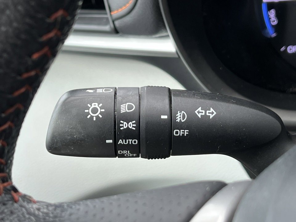 Used 2021 Toyota Sienna XSE image 20