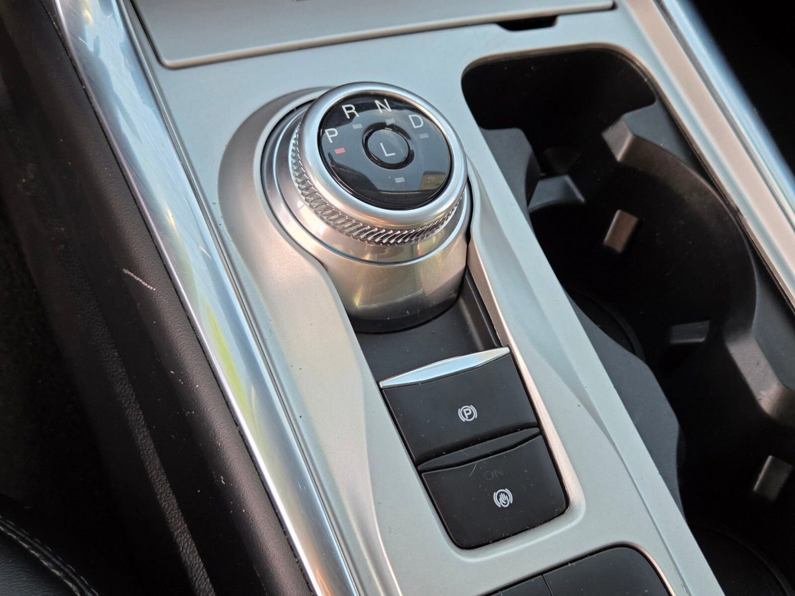 Certified 2023 Ford Explorer XLT w/ Equipment Group 202A image 24