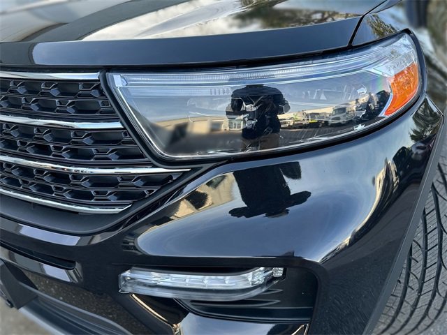 Certified 2021 Ford Explorer XLT w/ Equipment Group 202A image 9