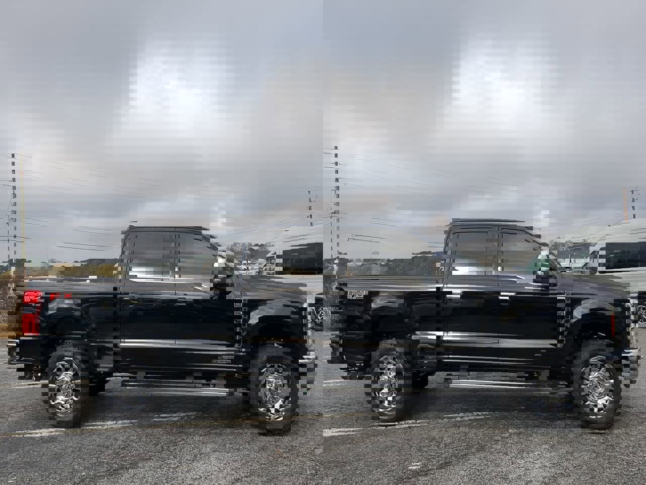 Certified 2024 Ford F250 Lariat w/ Chrome Package image 2