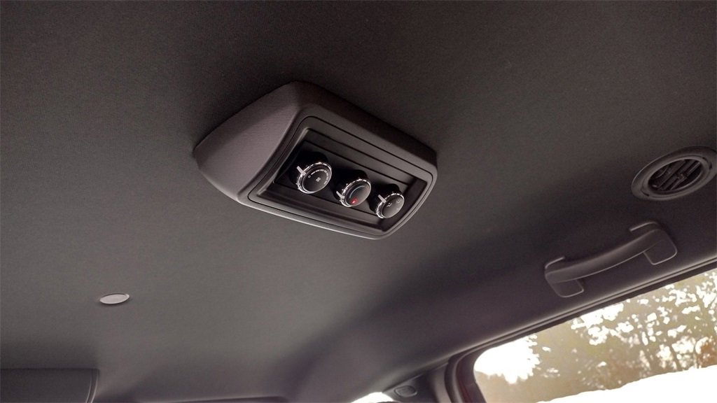 Used 2017 Dodge Grand Caravan SE image 21