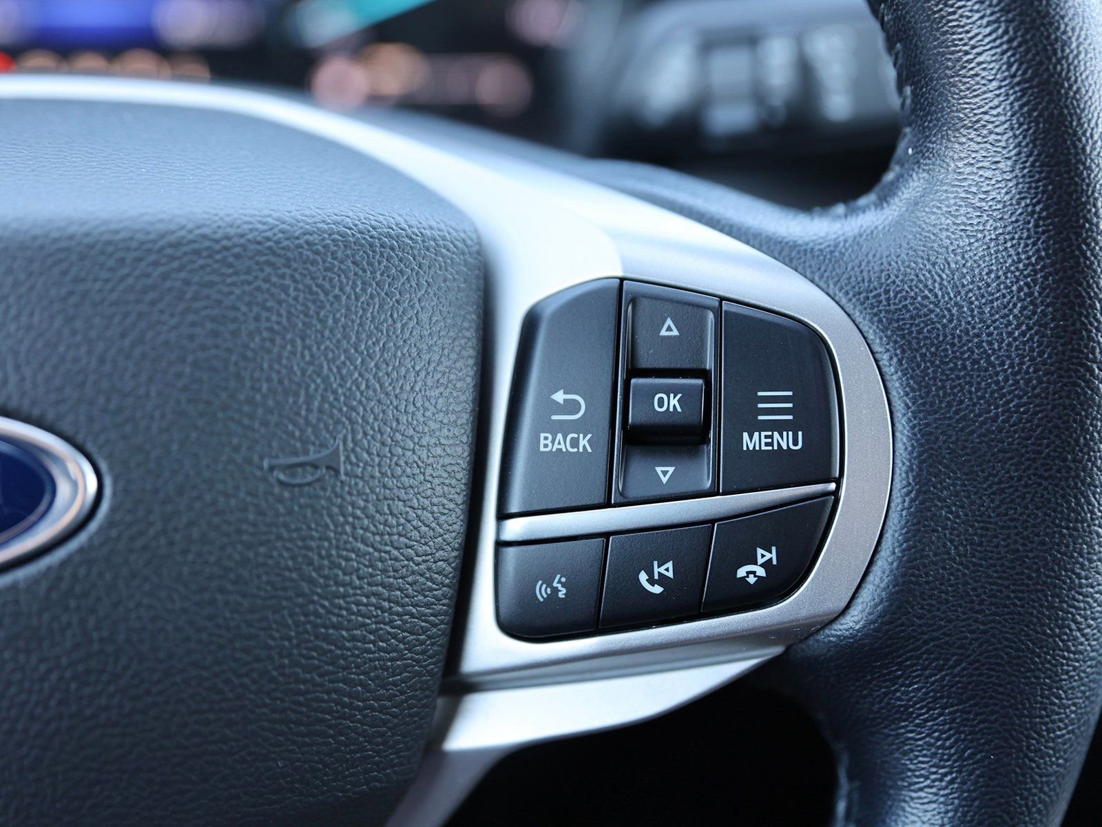 Certified 2022 Ford Explorer XLT w/ Class IV Trailer Tow Package image 43