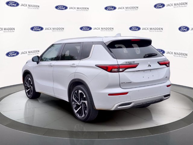 Used 2022 Mitsubishi Outlander SEL AWD/4WD image 3