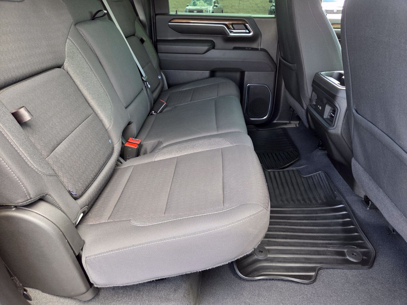 Used 2025 Chevrolet Silverado 3500 LT w/ Safety Package AWD/4WD image 14