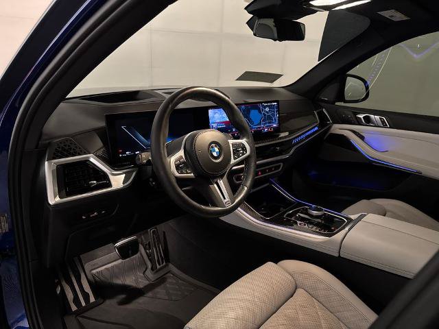 Used 2024 BMW X5 M60i AWD/4WD image 14