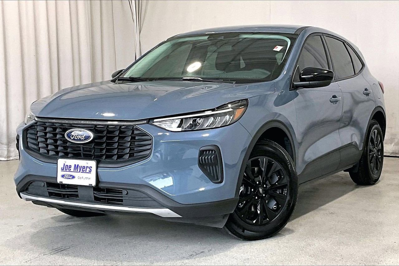 Certified 2025 Ford Escape Active FWD image 12