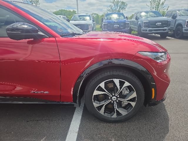 Certified 2022 Ford Mustang Mach-E Premium AWD/4WD image 4