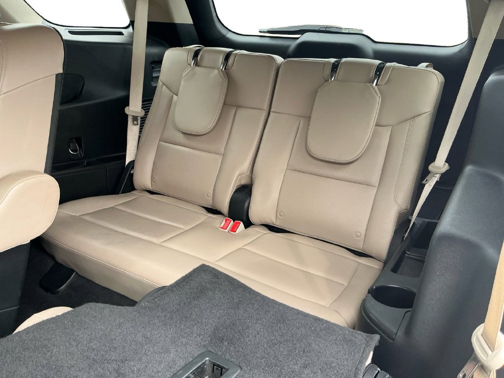 Certified 2022 Ford Explorer XLT w/ Equipment Group 202A RWD image 21