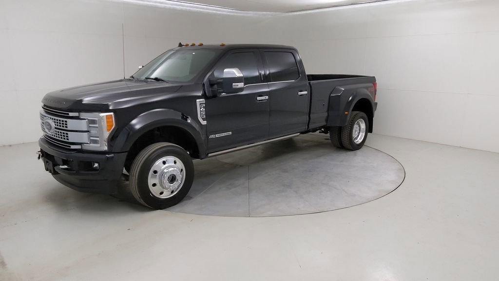 Certified 2019 Ford F450 Platinum w/ Platinum Ultimate Package image 22