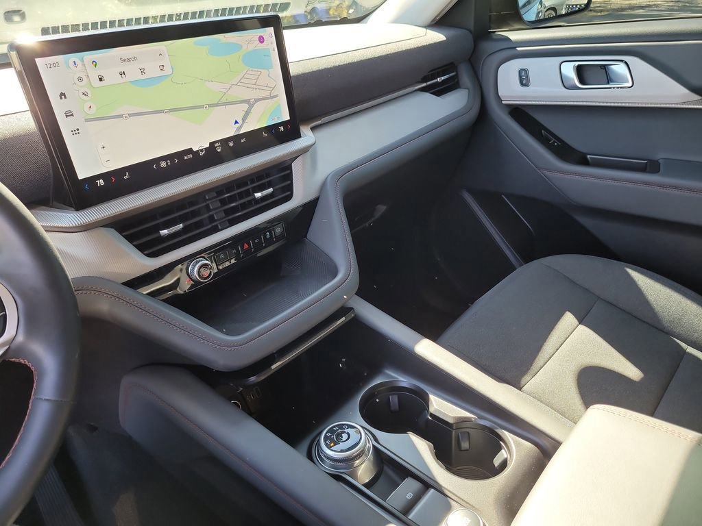 Certified 2025 Ford Explorer Active image 20