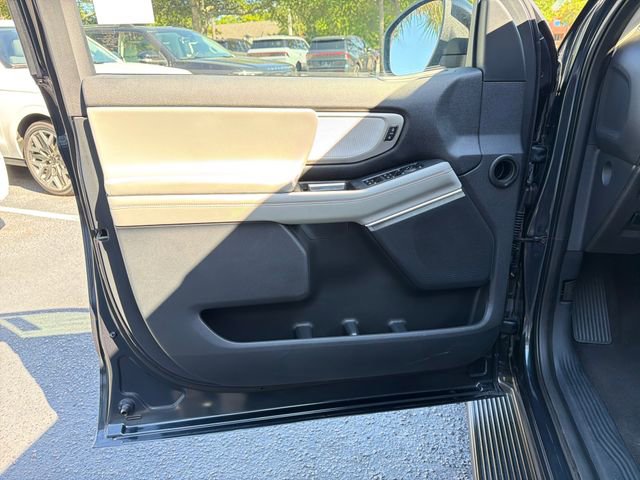 Certified 2025 Ford Expedition Active RWD image 12