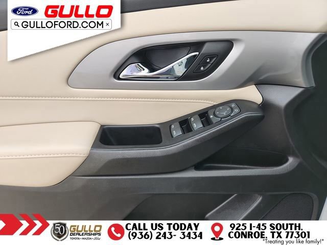 Used 2023 Chevrolet Traverse LS image 18