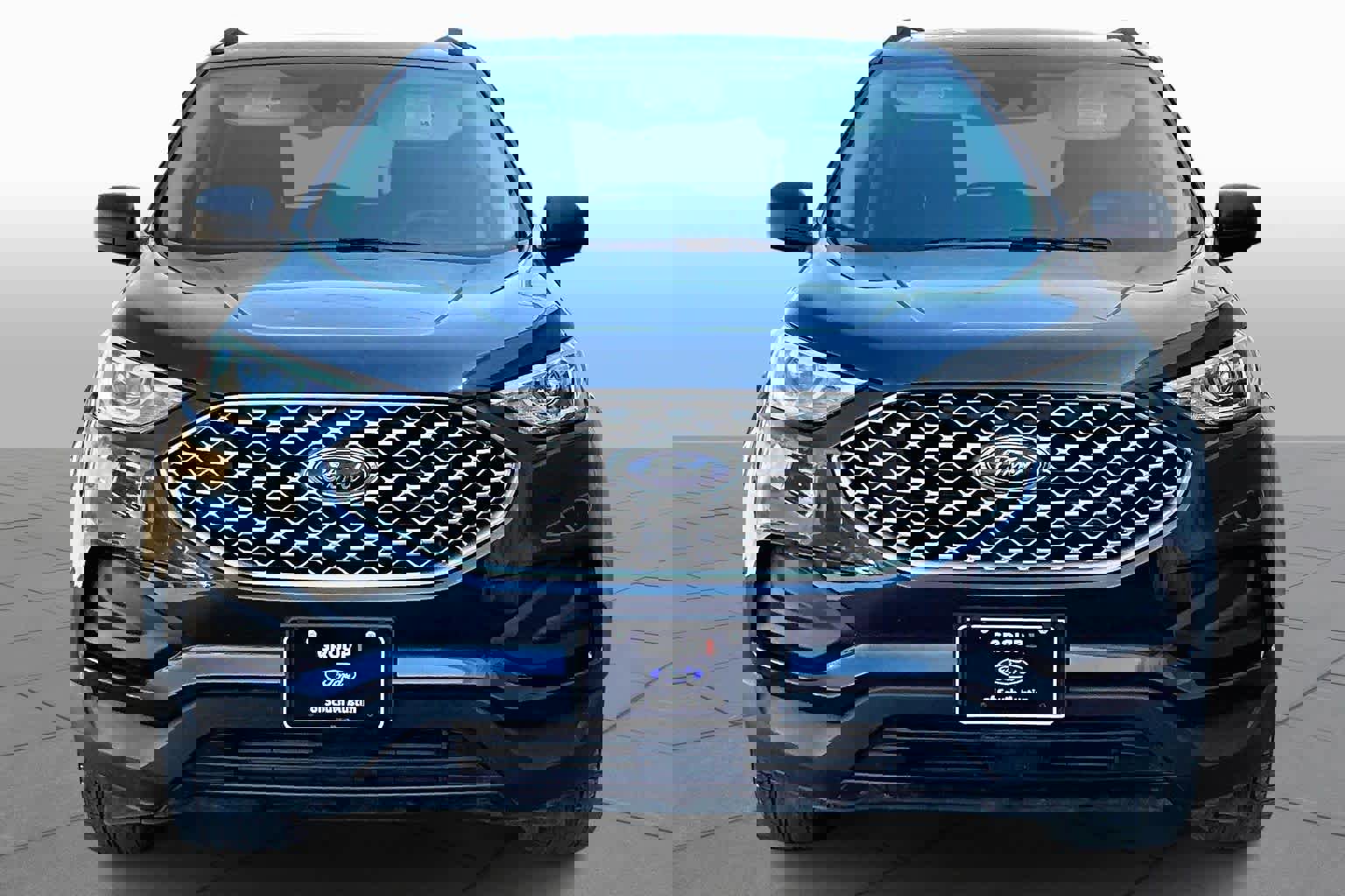 Certified 2023 Ford Edge SE image 7