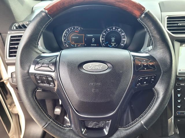 Certified 2018 Ford Explorer Platinum image 25