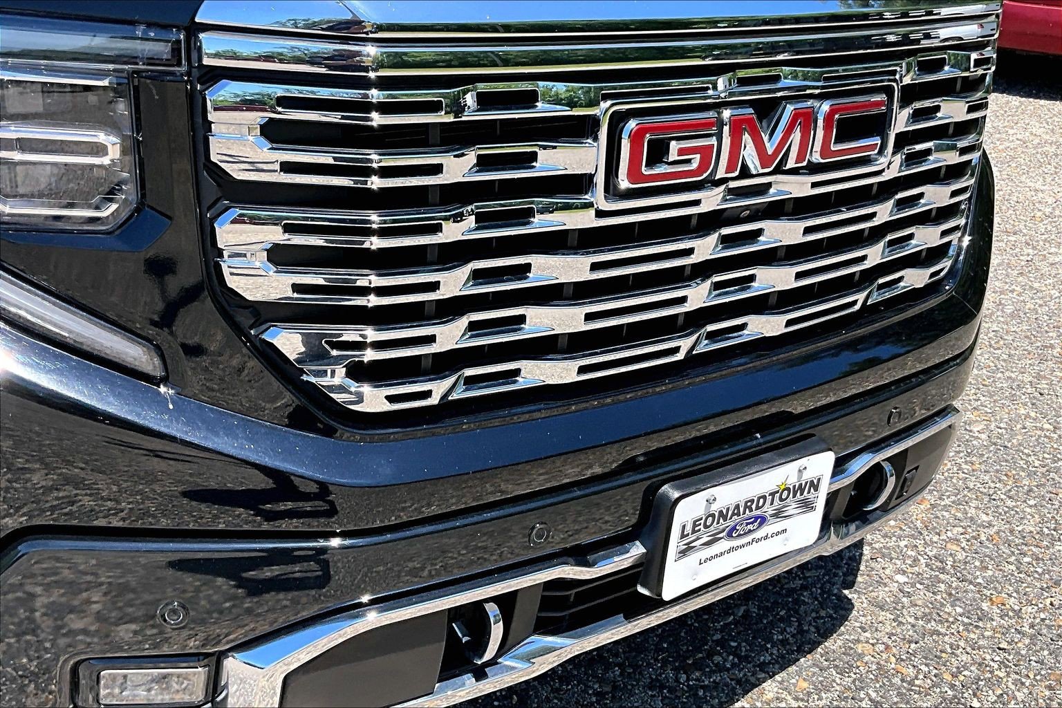 Used 2023 GMC Sierra 1500 Denali w/ Technology Package AWD/4WD image 29