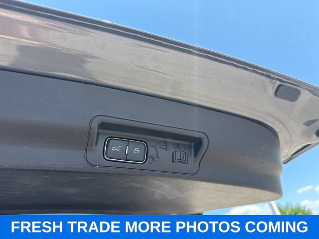 Certified 2025 Ford Explorer Active w/ Active Comfort Package AWD/4WD image 8