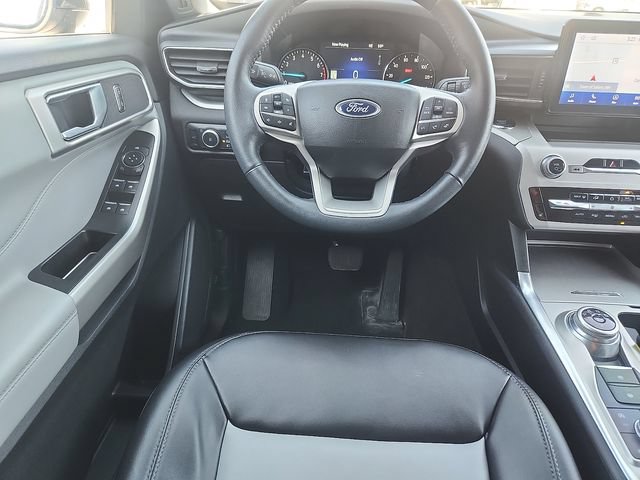 Certified 2023 Ford Explorer XLT AWD/4WD image 9