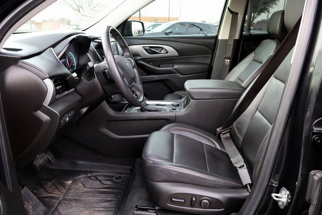 Used 2021 Chevrolet Traverse RS w/ LPO, Floor Liner Package image 33