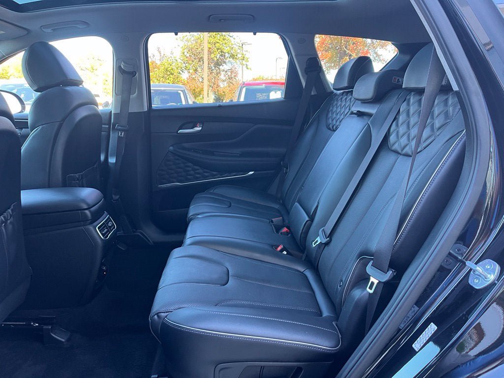 Used 2023 Hyundai Santa Fe Limited AWD/4WD image 13