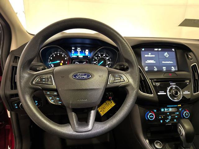 Certified 2017 Ford Focus SEL FWD image 5