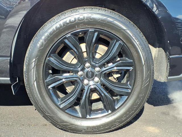 Certified 2022 Ford Edge SE w/ Black Appearance Package image 24