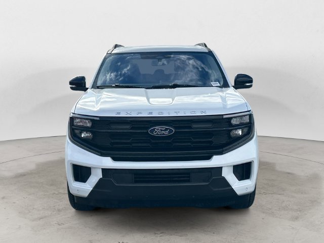 Certified 2025 Ford Expedition Active AWD/4WD image 8